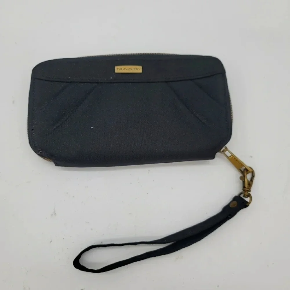 Travelon Womens Wallet Wristlet Black Zip-Around 8